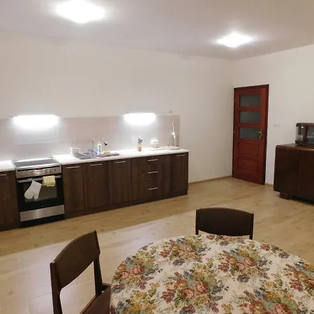 Kaja Apartament *